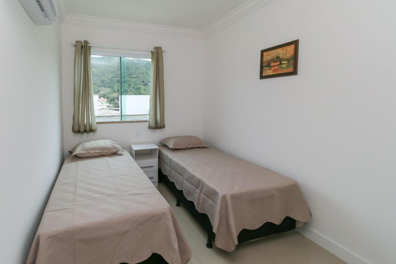 Апартаменты Aluguel Apartamento 2 Quartos Piscina Bombas Sc 419 Бомбиньяс Экстерьер фото